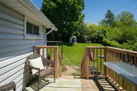 327 Sidney Street Quinte West ON K8V 2V1