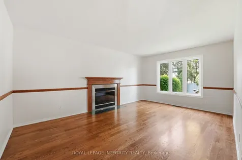50 Bramble Wood Crescent Kanata ON K2M 2H4