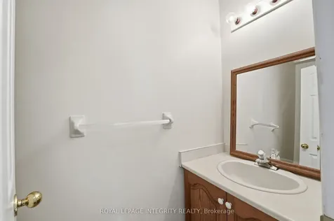 50 Bramble Wood Crescent Kanata ON K2M 2H4