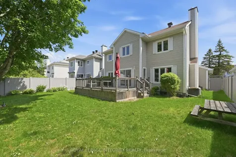 50 Bramble Wood Crescent Kanata ON K2M 2H4