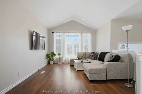 5 Walnut Crescent Belleville ON K8N 0E3