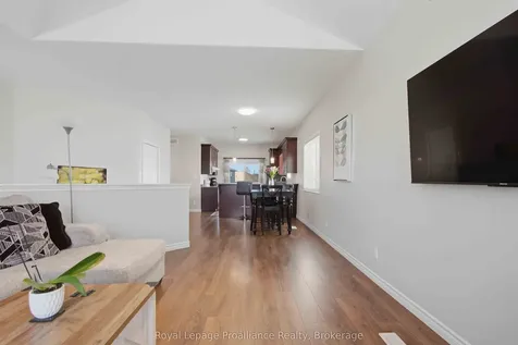 5 Walnut Crescent Belleville ON K8N 0E3