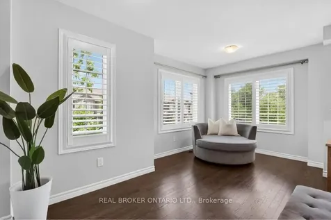 2 Kenridge Terrace Hamilton ON L8J 0G4
