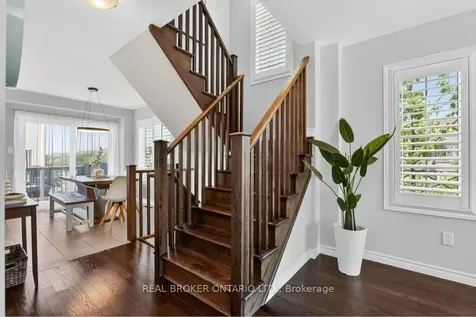 2 Kenridge Terrace Hamilton ON L8J 0G4