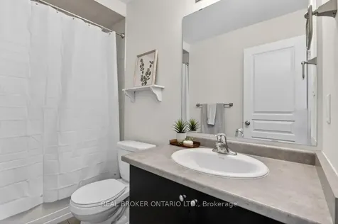 2 Kenridge Terrace Hamilton ON L8J 0G4