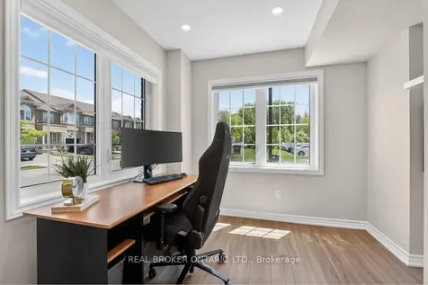 2 Kenridge Terrace Hamilton ON L8J 0G4