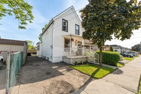 160 Britannia Avenue Hamilton ON L8H 1X1