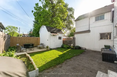 160 Britannia Avenue Hamilton ON L8H 1X1