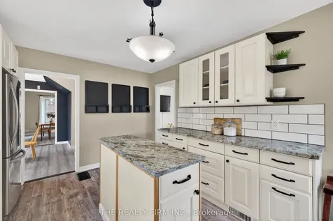 293 Carrie Street Strathroy-caradoc ON N7G 3C9
