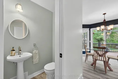 293 Carrie Street Strathroy-caradoc ON N7G 3C9