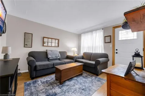 95 Dana Drive Hamilton ON L9A 3H9