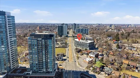 690 King Street W Kitchener ON N2G 0B9