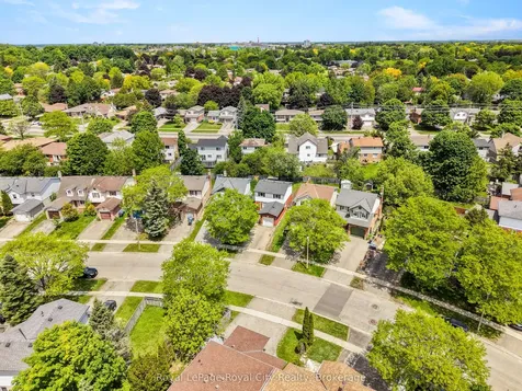 52 Walman Drive Guelph ON N1G 4G8
