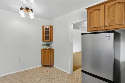 922 Wightman Avenue Peterborough ON K9J 5W7