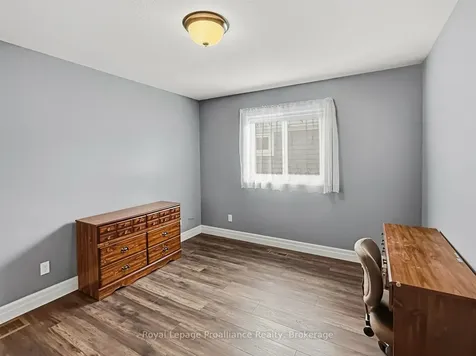 8 Tessa Boulevard Belleville ON K8N 4Z5