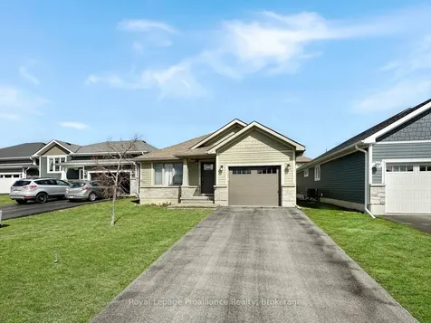 8 Tessa Boulevard Belleville ON K8N 4Z5