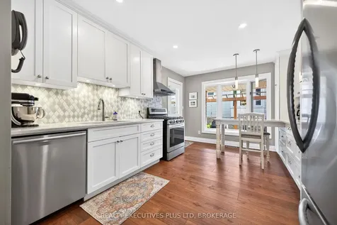 8462 Regan Drive Niagara Falls ON L2G 7P7
