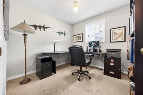 8462 Regan Drive Niagara Falls ON L2G 7P7