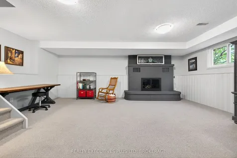8462 Regan Drive Niagara Falls ON L2G 7P7