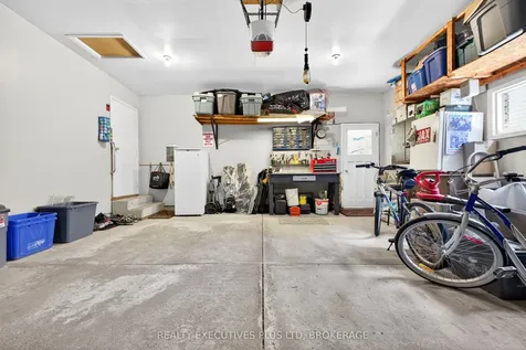 8462 Regan Drive Niagara Falls ON L2G 7P7