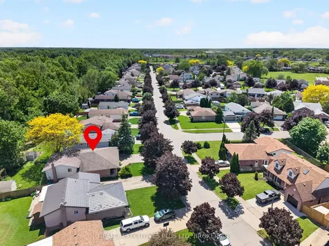 8462 Regan Drive Niagara Falls ON L2G 7P7