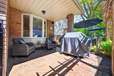 8462 Regan Drive Niagara Falls ON L2G 7P7