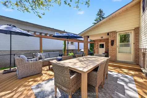 8462 Regan Drive Niagara Falls ON L2G 7P7