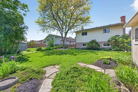 8462 Regan Drive Niagara Falls ON L2G 7P7