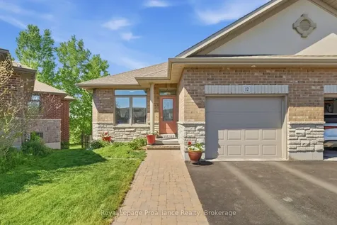 17 Hanover Court Belleville ON K8N 4Z5