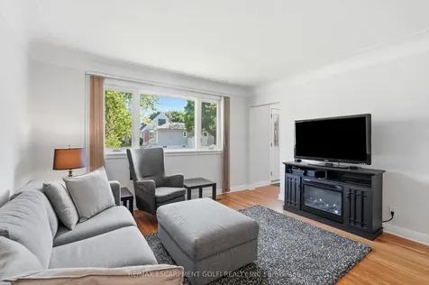 764 Brucedale Avenue E Hamilton ON L8V 1R9