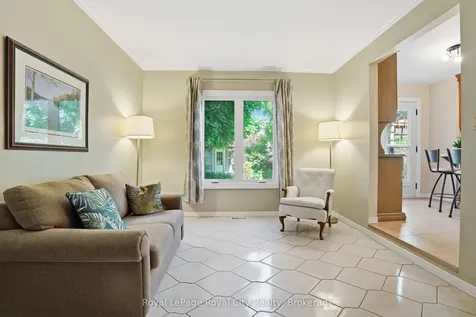 3 Darby Road Guelph ON N1K 1R4