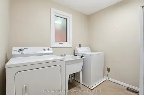 3 Darby Road Guelph ON N1K 1R4