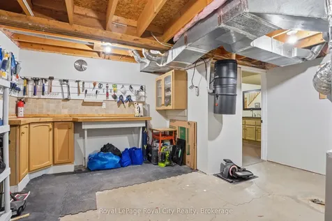 3 Darby Road Guelph ON N1K 1R4