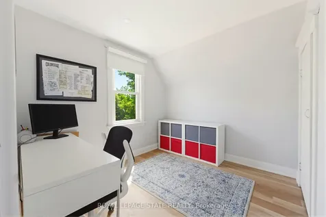 124 Campbell Avenue Hamilton ON L8H 2E9