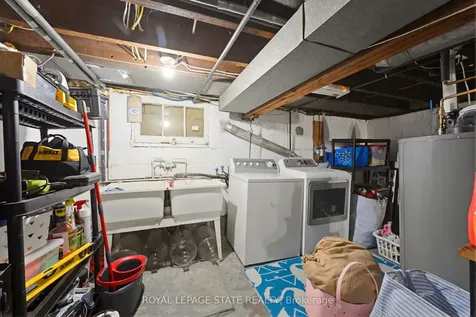 124 Campbell Avenue Hamilton ON L8H 2E9