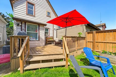 124 Campbell Avenue Hamilton ON L8H 2E9