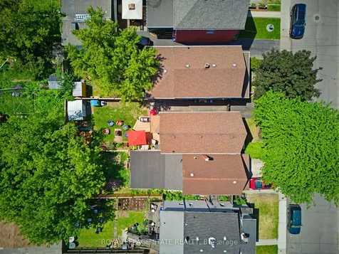 124 Campbell Avenue Hamilton ON L8H 2E9