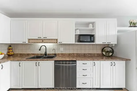 5 Harrington Court Kanata ON K2K 2S7