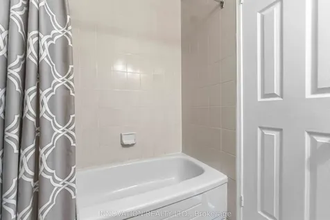5 Harrington Court Kanata ON K2K 2S7