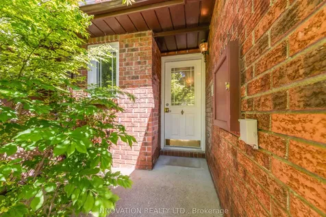 5 Harrington Court Kanata ON K2K 2S7
