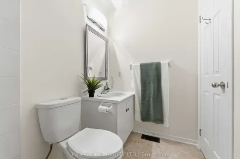 5 Harrington Court Kanata ON K2K 2S7