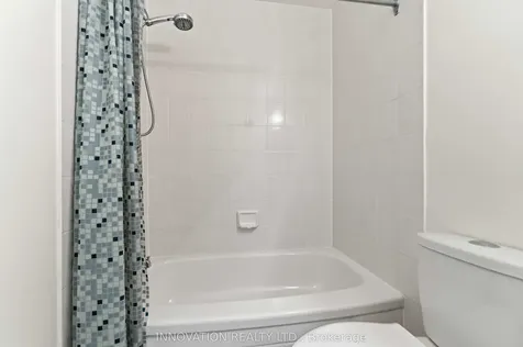 5 Harrington Court Kanata ON K2K 2S7