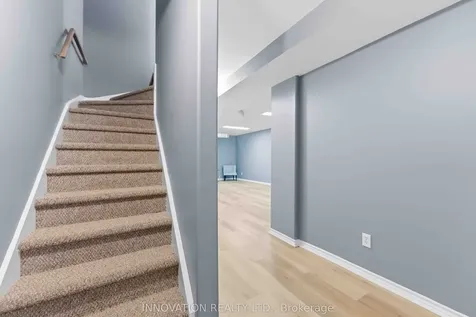 5 Harrington Court Kanata ON K2K 2S7