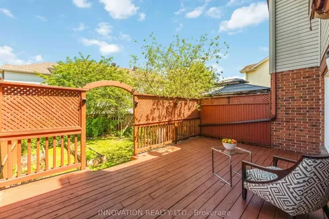 5 Harrington Court Kanata ON K2K 2S7