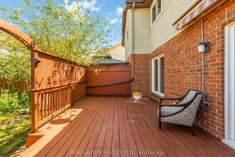 5 Harrington Court Kanata ON K2K 2S7