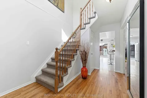 5 Harrington Court Kanata ON K2K 2S7