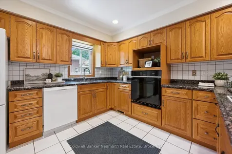 9 Ottawa Crescent Guelph ON N1E 2A4