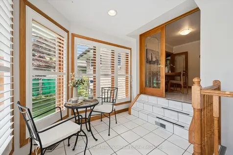 9 Ottawa Crescent Guelph ON N1E 2A4