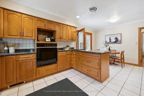 9 Ottawa Crescent Guelph ON N1E 2A4