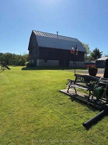 2775 County Road 40 N/a Quinte West ON K0K 3M0